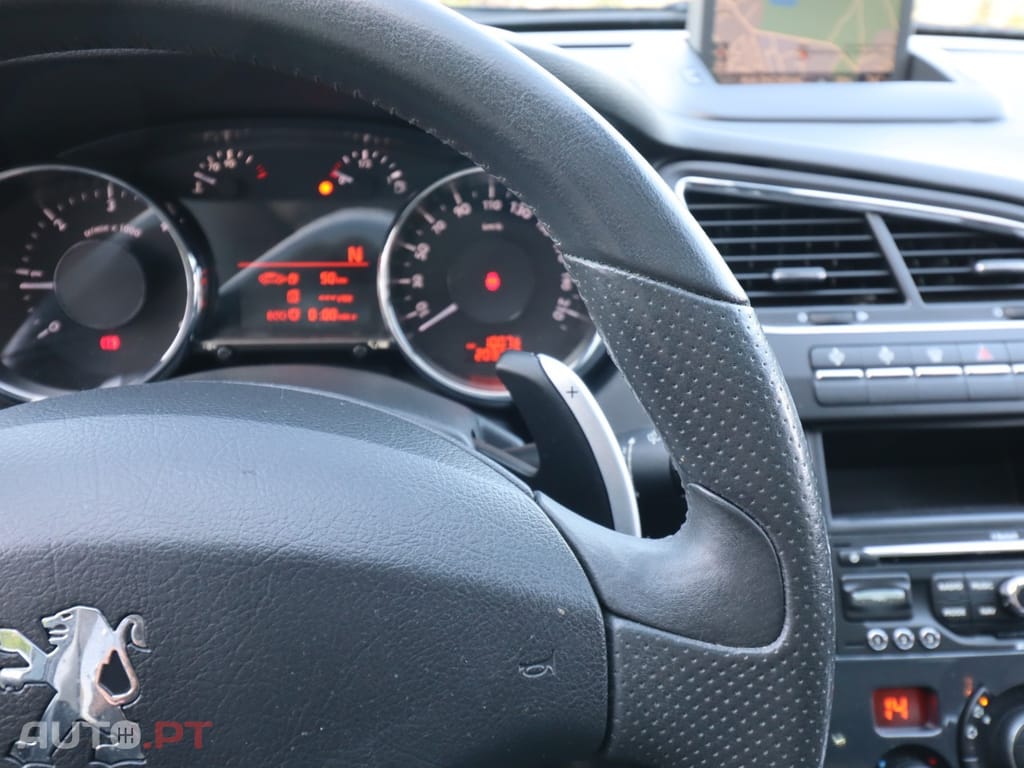 Peugeot 5008 1.6 E-HDi 7L Active 2-Tronic