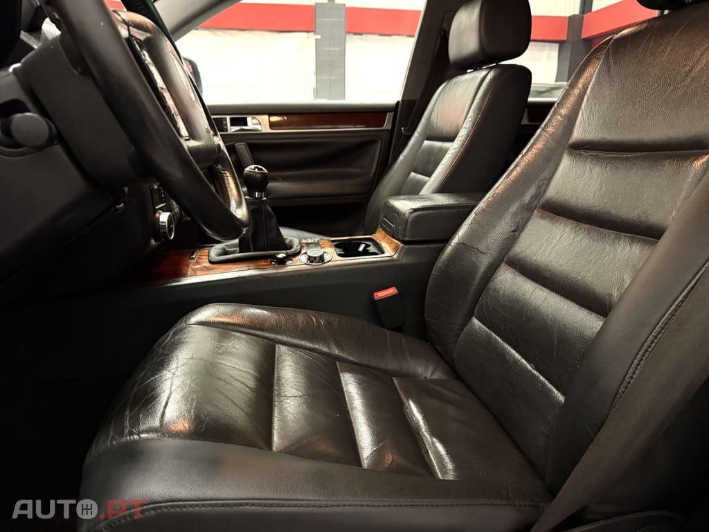 Volkswagen Touareg 2.5 TDi