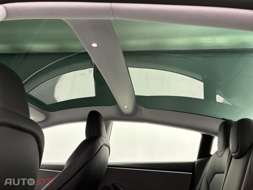 Tesla Model 3 Standard Range Plus RWD