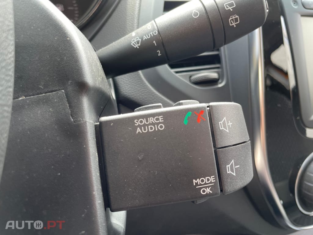 Renault Captur TCE LIMITED 