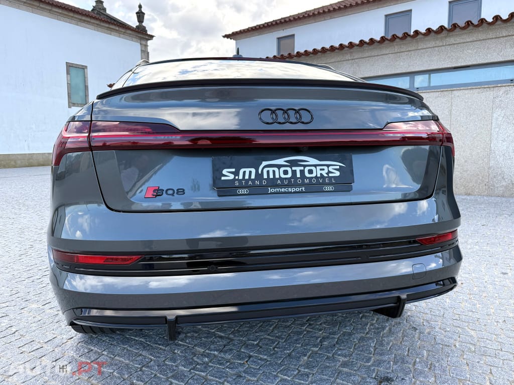 Audi E-Tron 55 quattro S line