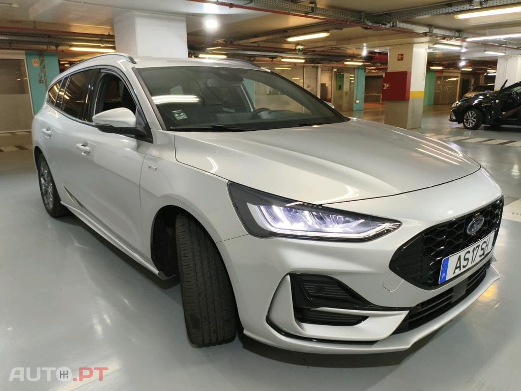 Ford Focus SW 1.0 EcoBoost MHEV ST-Line