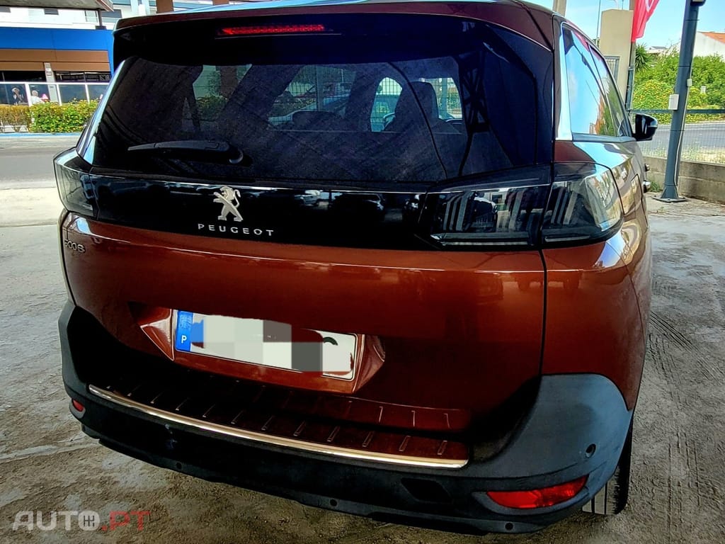 Peugeot 5008 1.5 BlueHDi Allure Pack EAT8