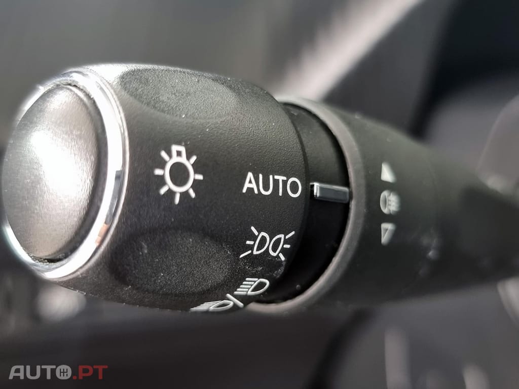 Peugeot 208 1.2 PureTech Allure Pack EAT8
