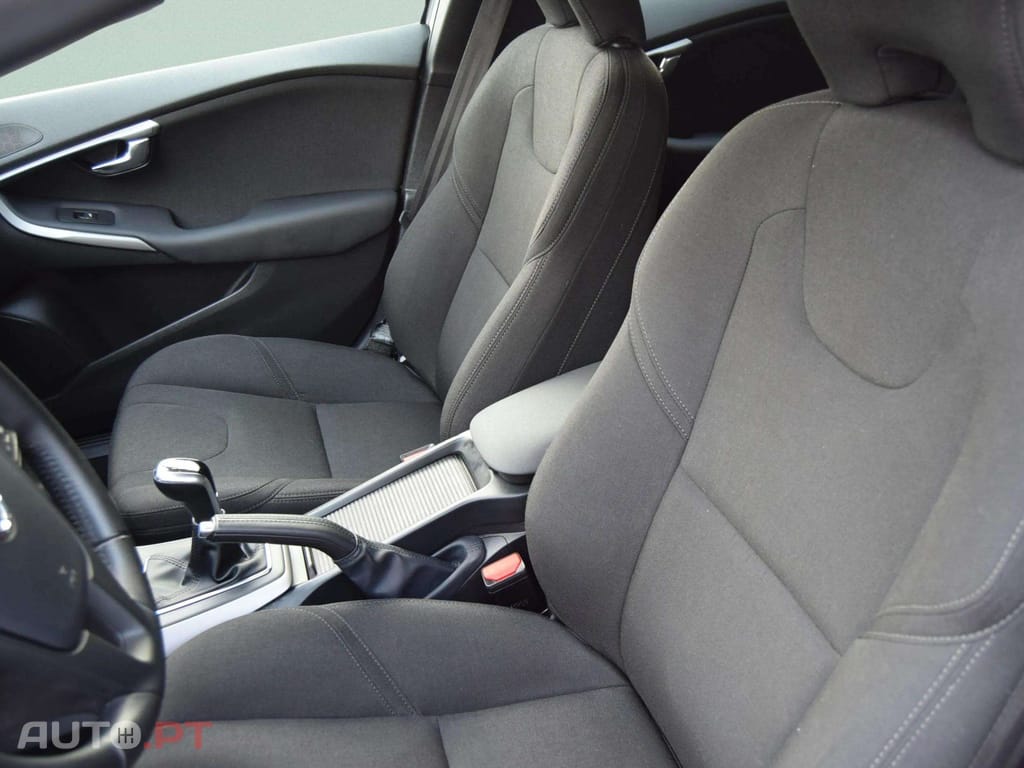 Volvo V40 2.0 D2 Kinetic