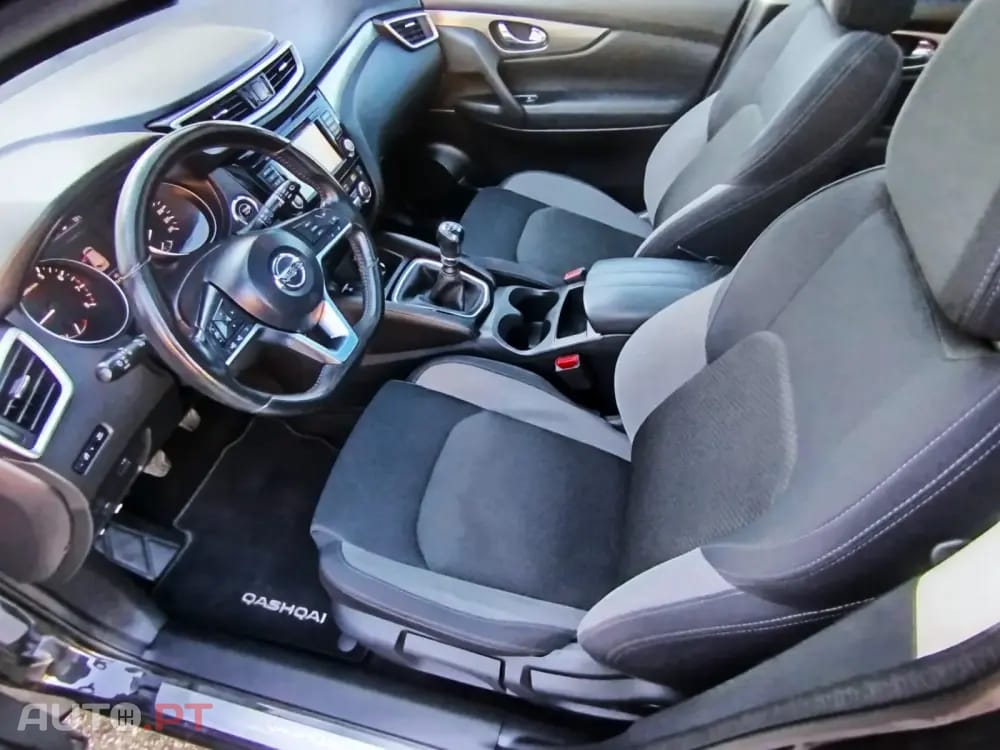 Nissan Qashqai 1.3 DIG-T N-Connecta Led