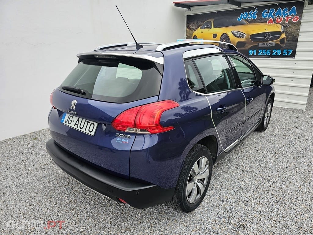 Peugeot 2008 1.2 PureTech Allure