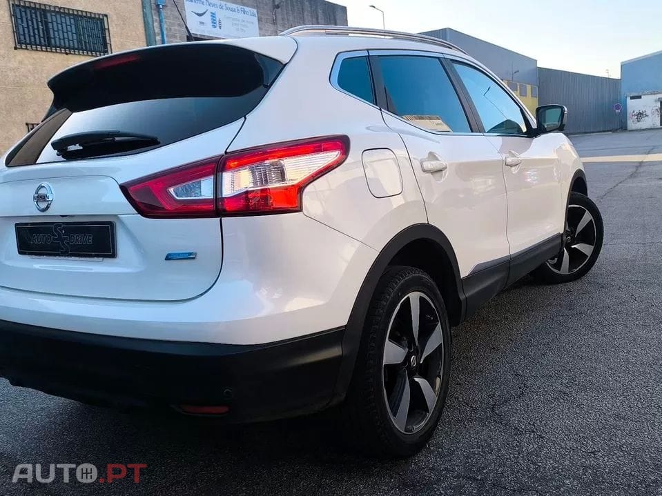 Nissan Qashqai 1.5 dCi Tekna J19