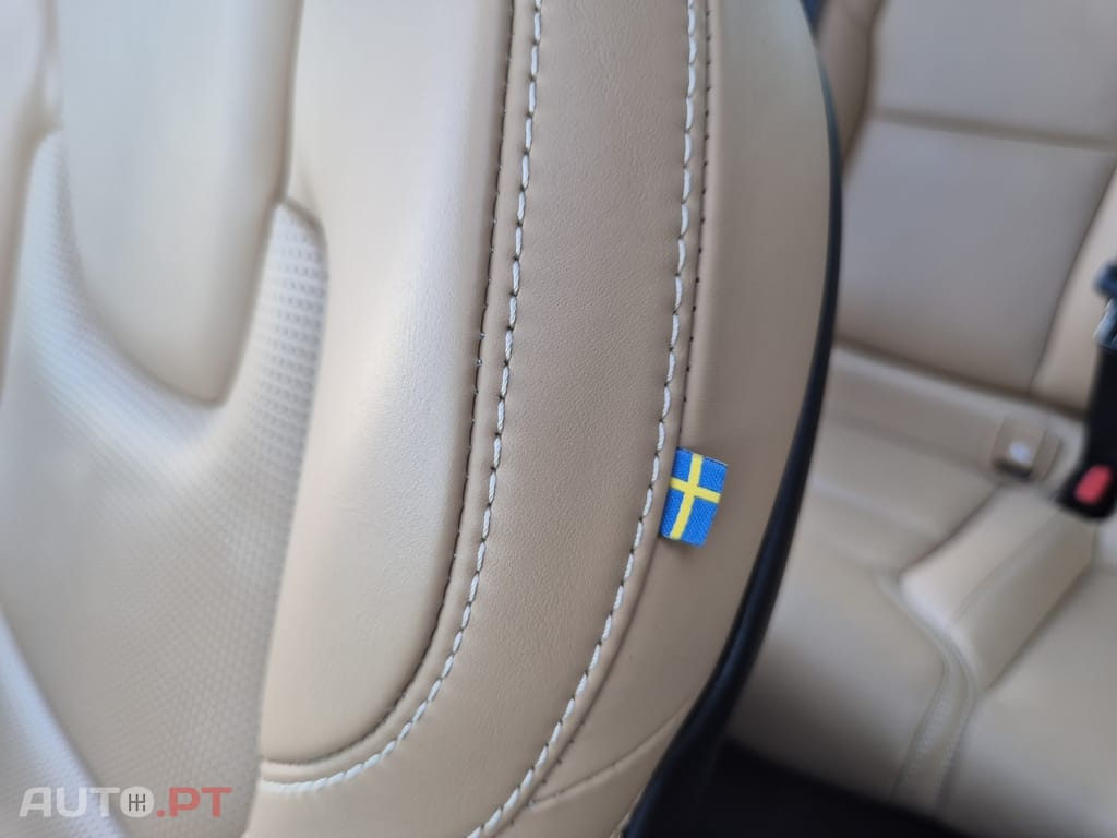 Volvo XC60 2.0 T8 PHEV Inscription AWD