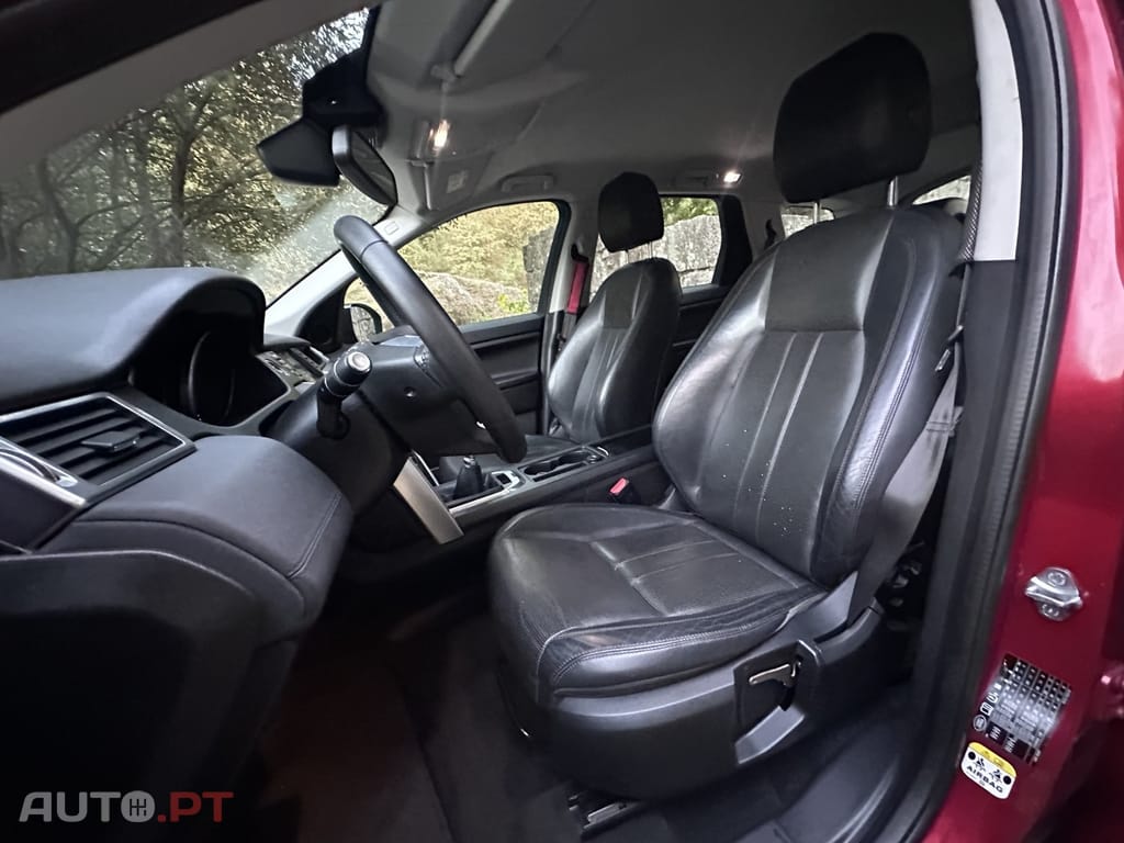 Land Rover Discovery Sport 2.0 TD4 HSE