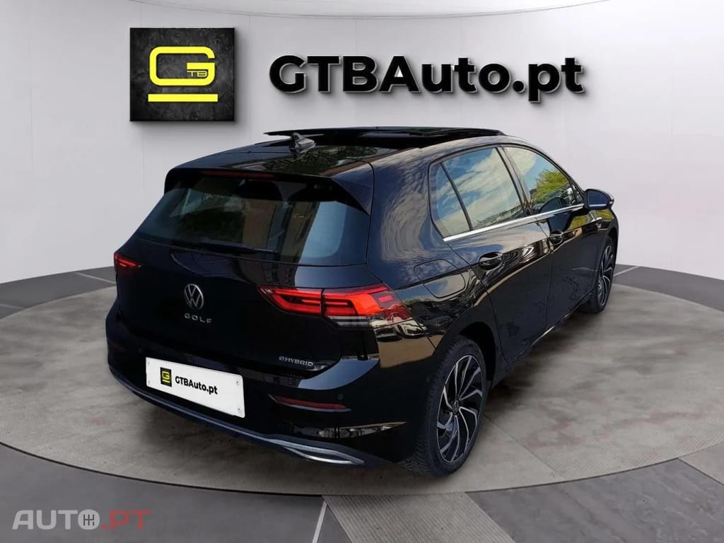 Volkswagen Golf 1.4 eHybrid DSG Style 