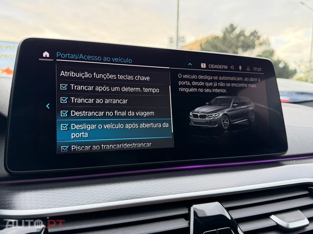 BMW 530 e Pack Desportivo M