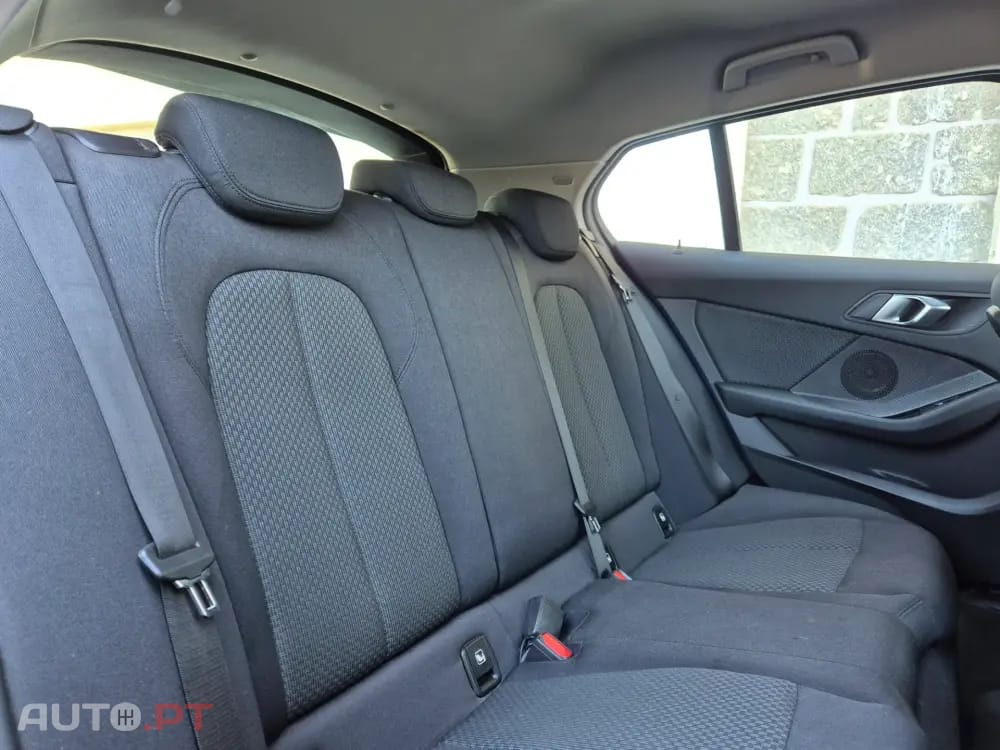 BMW 116 d EDynamics Advantage — fotografia 8