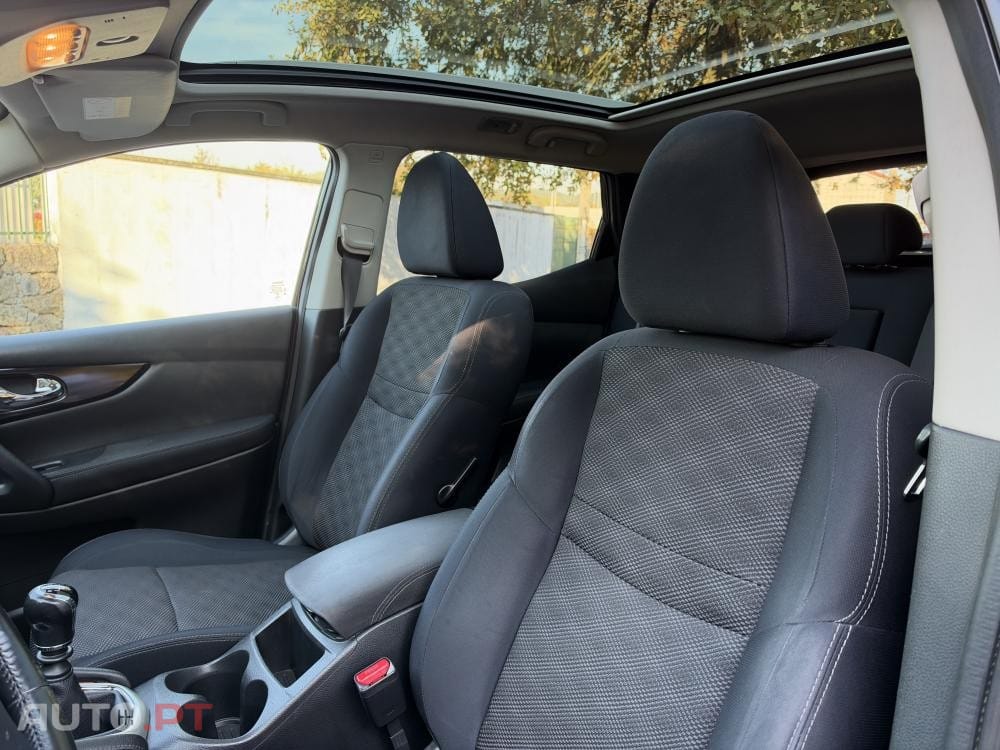 Nissan Qashqai 1.5 dCi N-Connecta 18