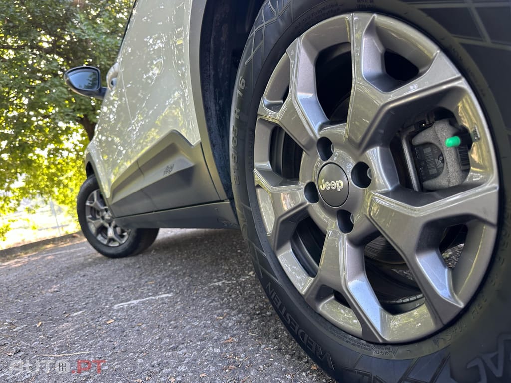 Jeep Avenger Longitude 54kWh