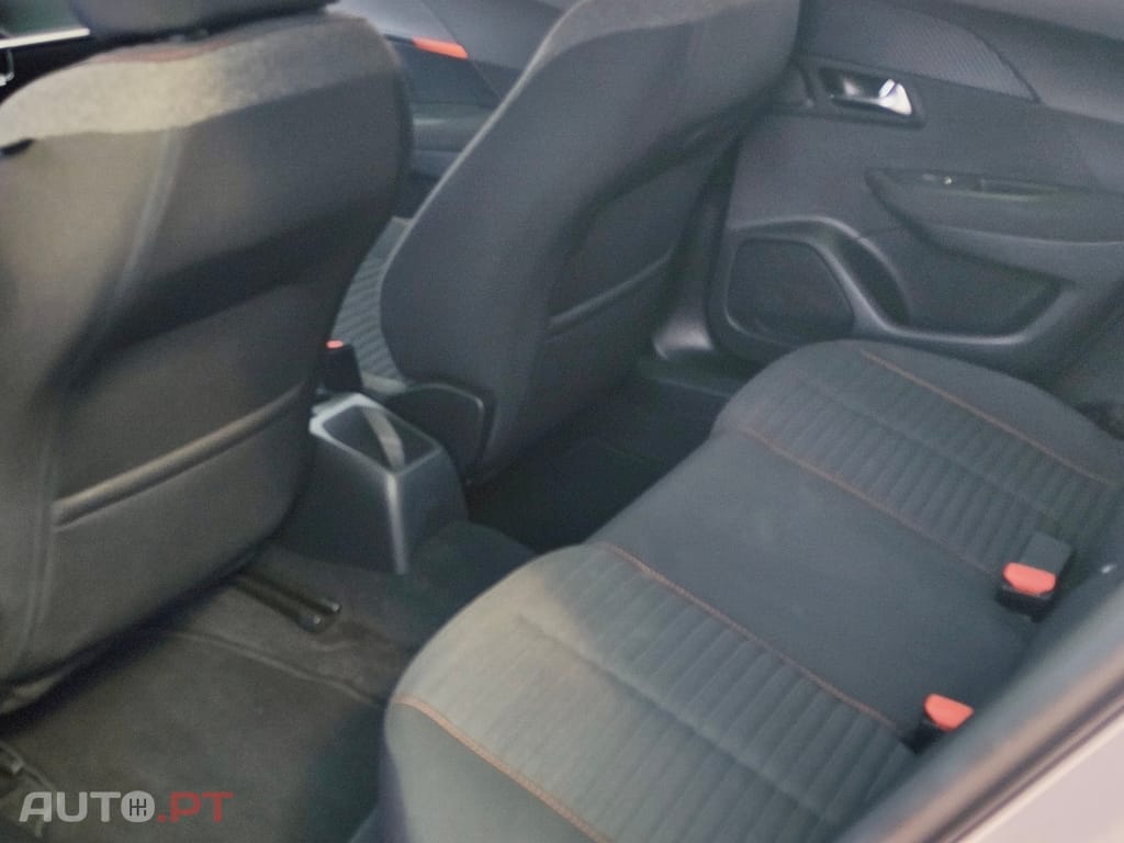 Peugeot 2008 1.5 BlueHDi Active Pack