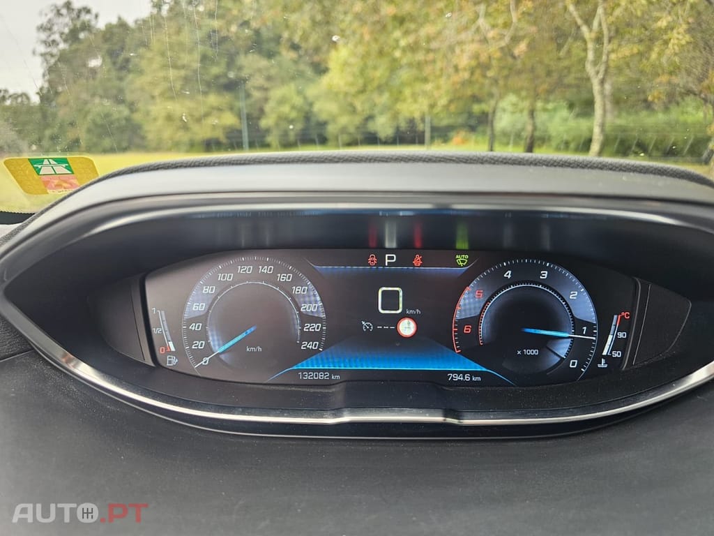 Peugeot 5008 1.5 BlueHDi Allure Pack EAT8