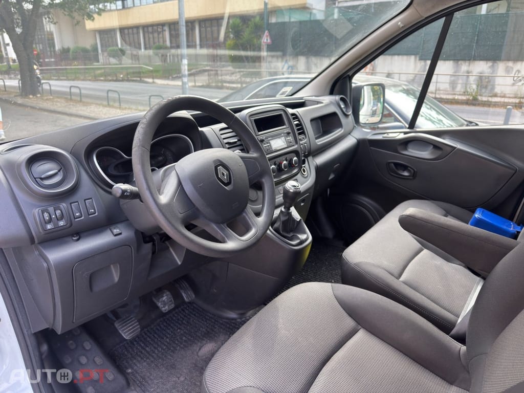 Renault Trafic 2.0 dCi L2H2 1.2T115