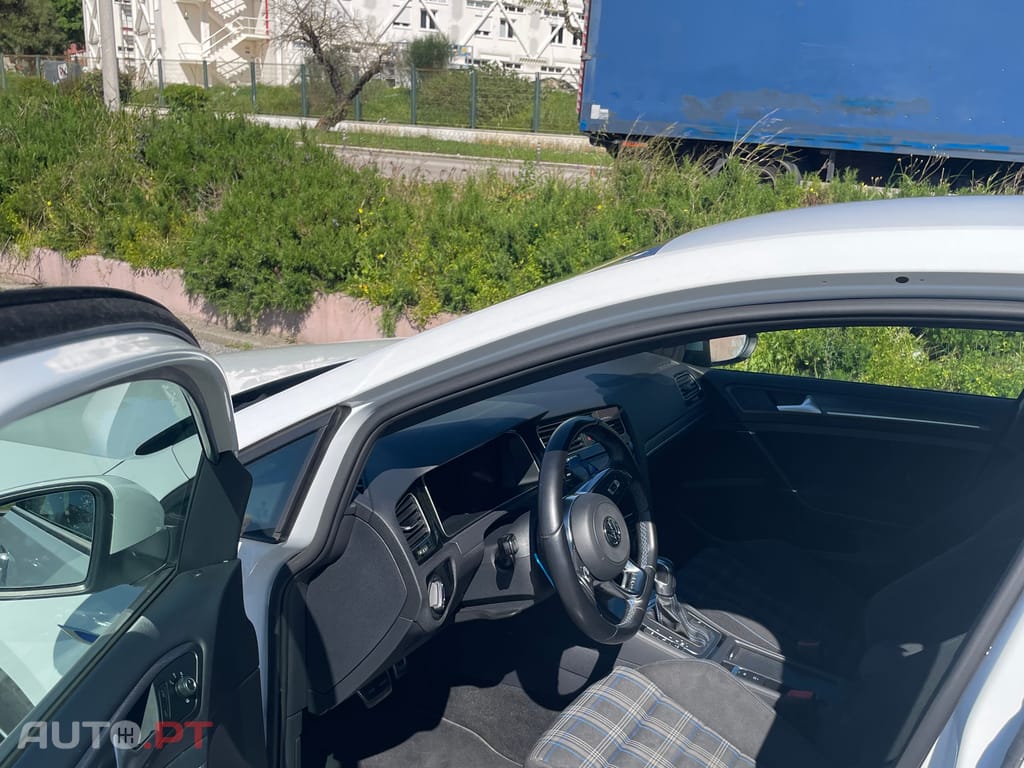 Volkswagen Golf 7.5 GTE