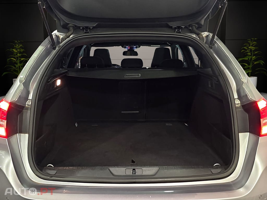 Peugeot 308 SW 1.2 PureTech GT Line EAT8