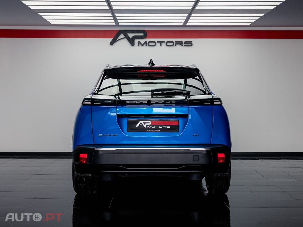 Peugeot E-2008 54 kWh GT