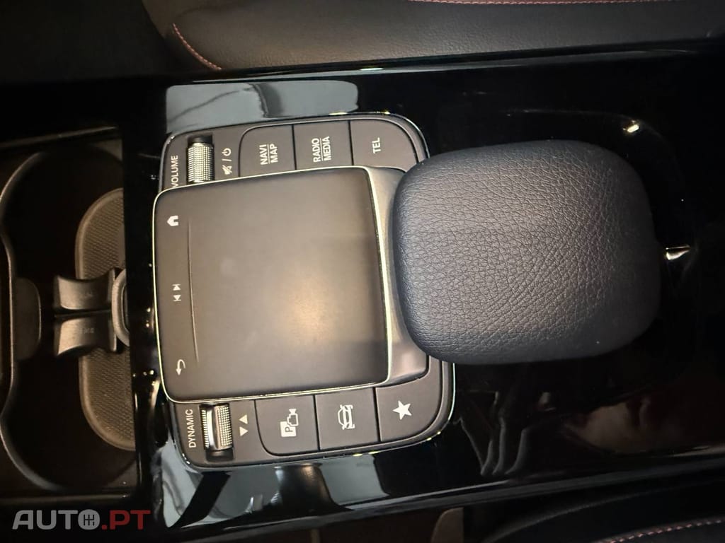 Mercedes-Benz A 250 e 8G-DCT AMG Line