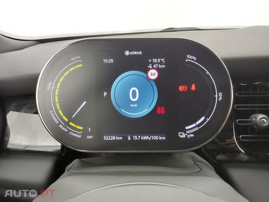 MINI Electric Cooper SE Premium Plus Edition