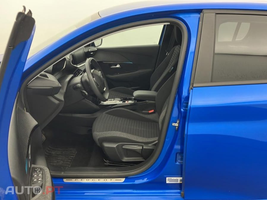 Peugeot E-208 50 kWh Style