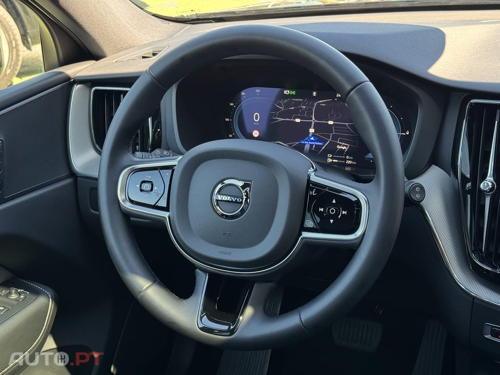 Volvo XC60 2.0 T6 PHEV Black Edition AWD