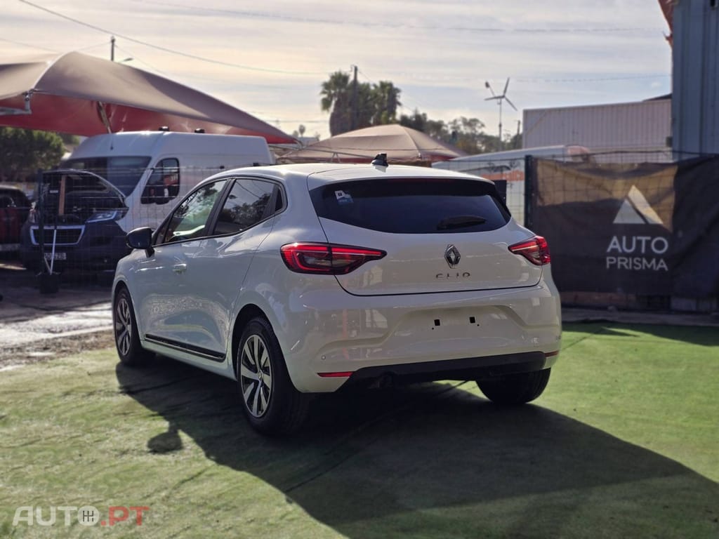 Renault Clio 1.0 TCe Limited Bi-Fuel