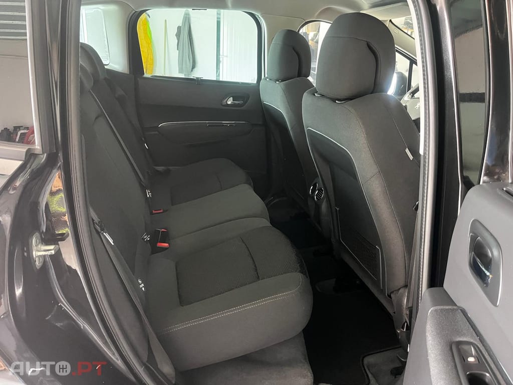 Peugeot 3008 Style 1.6HDI