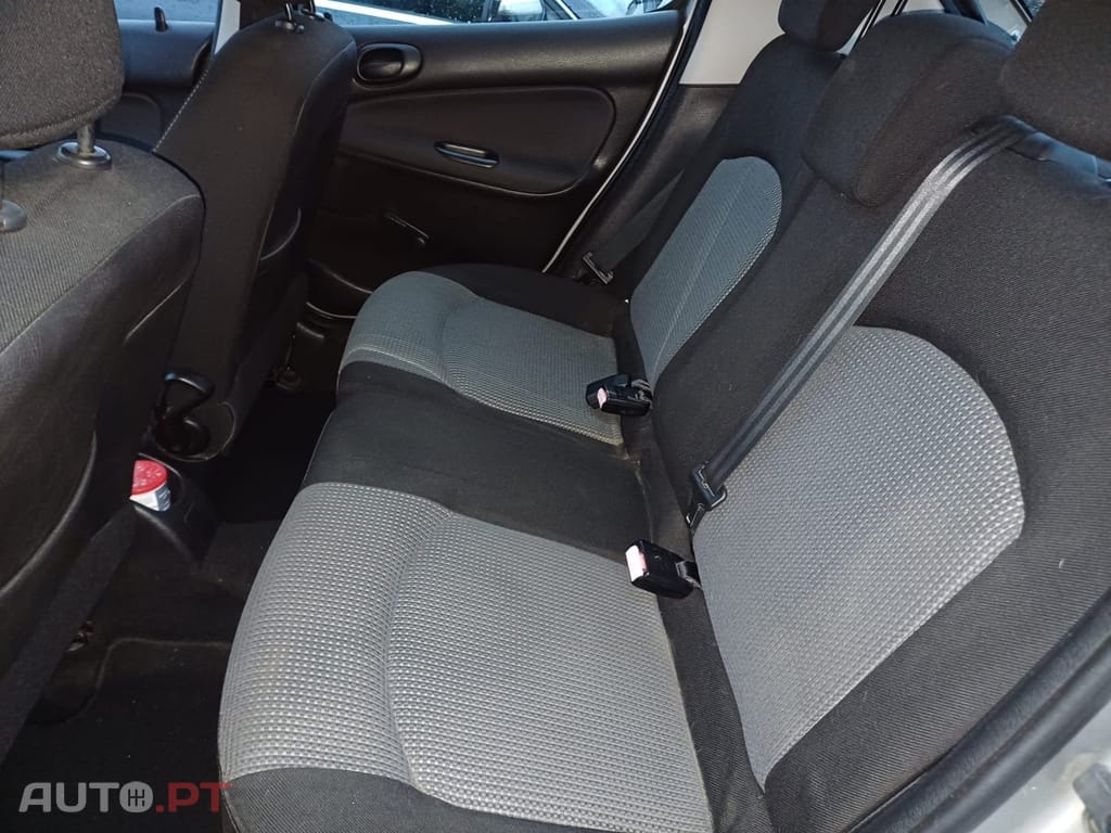 Peugeot 206 1.1 Color Line