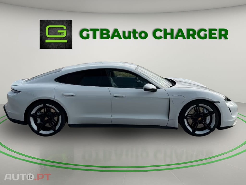 Porsche Taycan Performance I.V.A DEDUTIVEL 