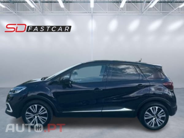 Renault Captur 1.5 dCi Energy Initial Paris