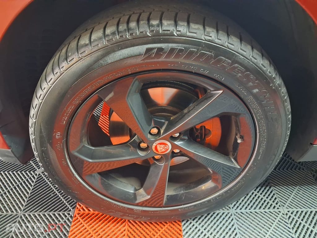 Jaguar F-Pace 2.0 i4D R-Sport Aut.