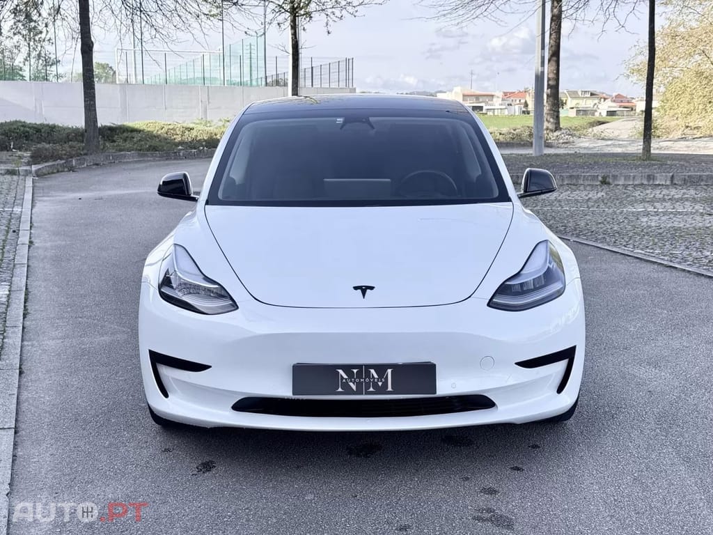 Tesla Model 3 Standard Range Plus RWD