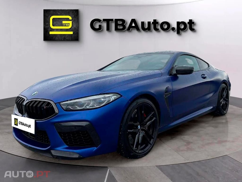 BMW M8 Coupé FROZEN MARINA BAY BLUE 