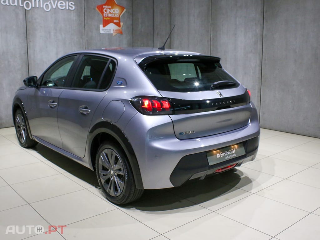 Peugeot E-208 50 kWh Active