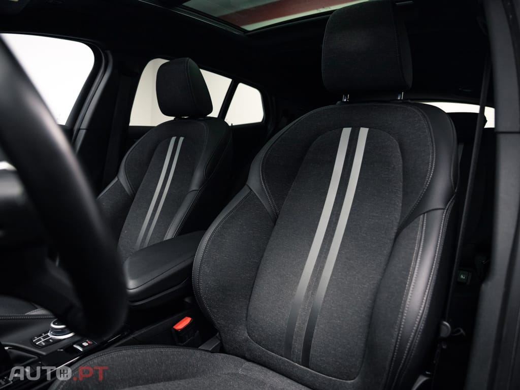 BMW X2 25 e xDrive Pack M