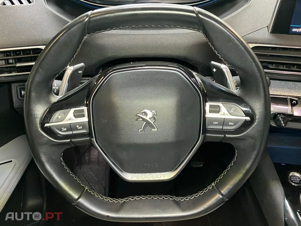 Peugeot 5008 1.2 PureTech Allure EAT8