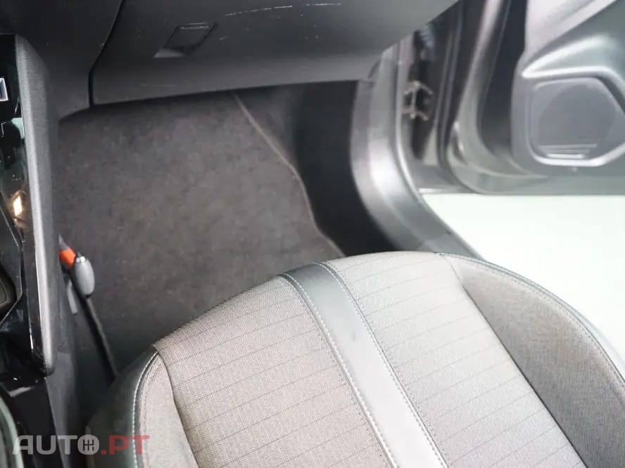 Peugeot 208 1.2 PureTech Allure