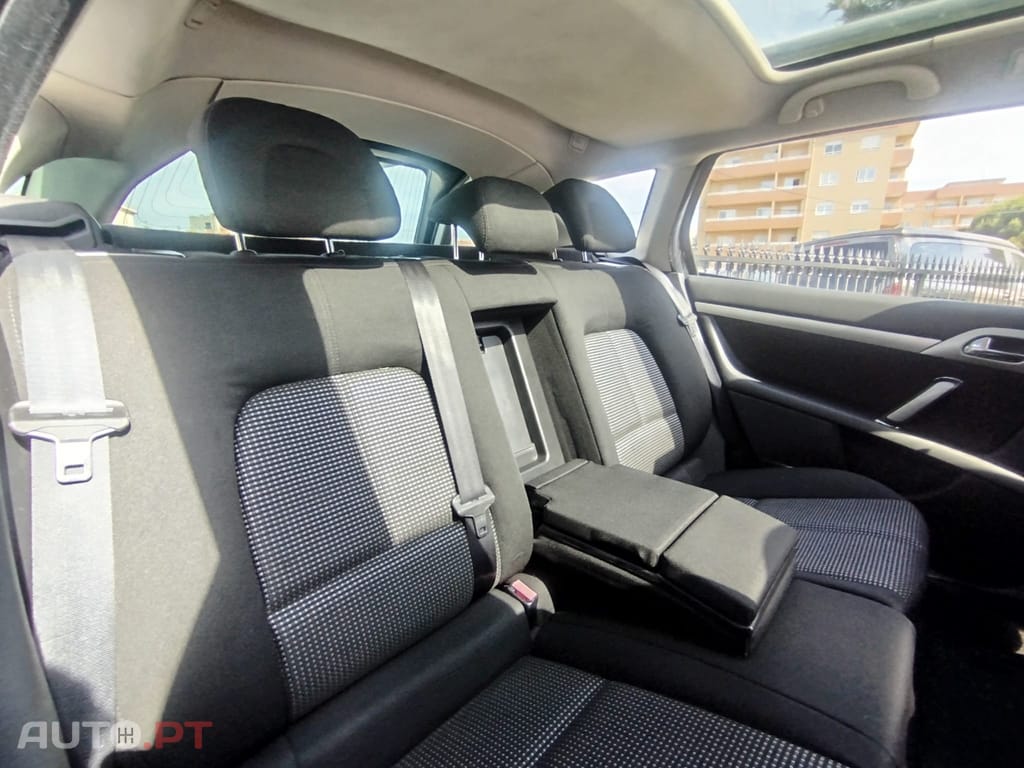 Peugeot 407 SW 1.6 HDi SE Navteq