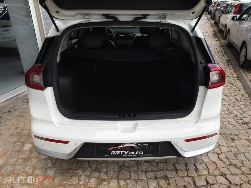 Kia Niro 1.6 GDi HEV Drive