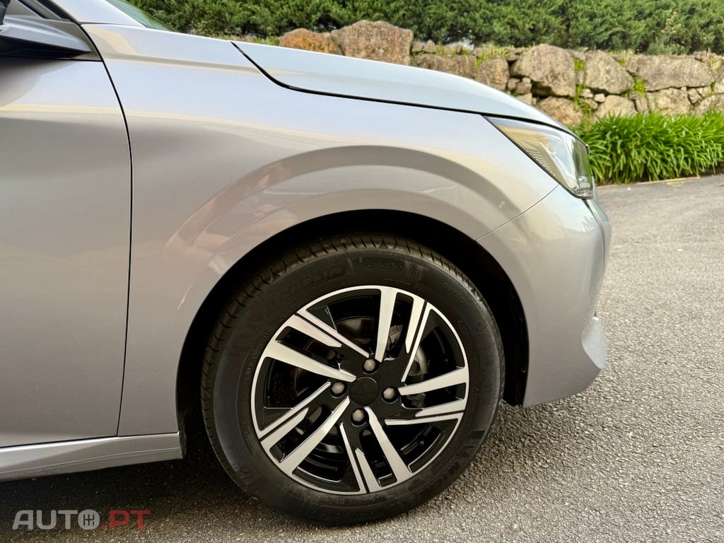 Peugeot 208 1.2 PureTech Active Pack
