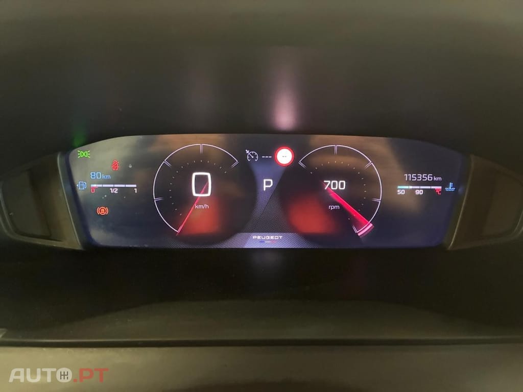 Peugeot 2008 1.2 PureTech Allure EAT8