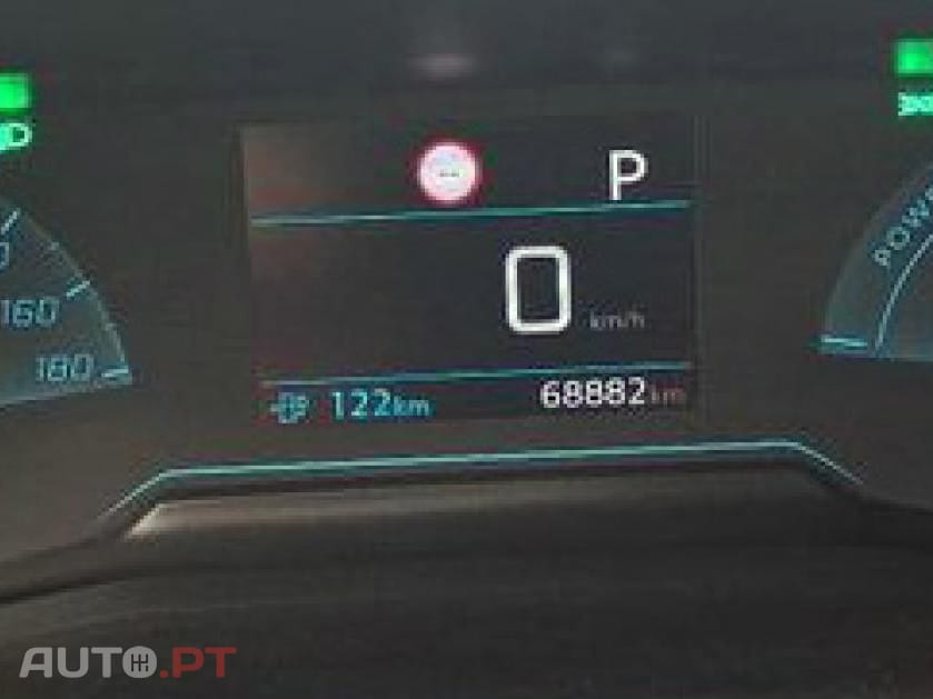Peugeot E-2008 50 kWh Active Pack