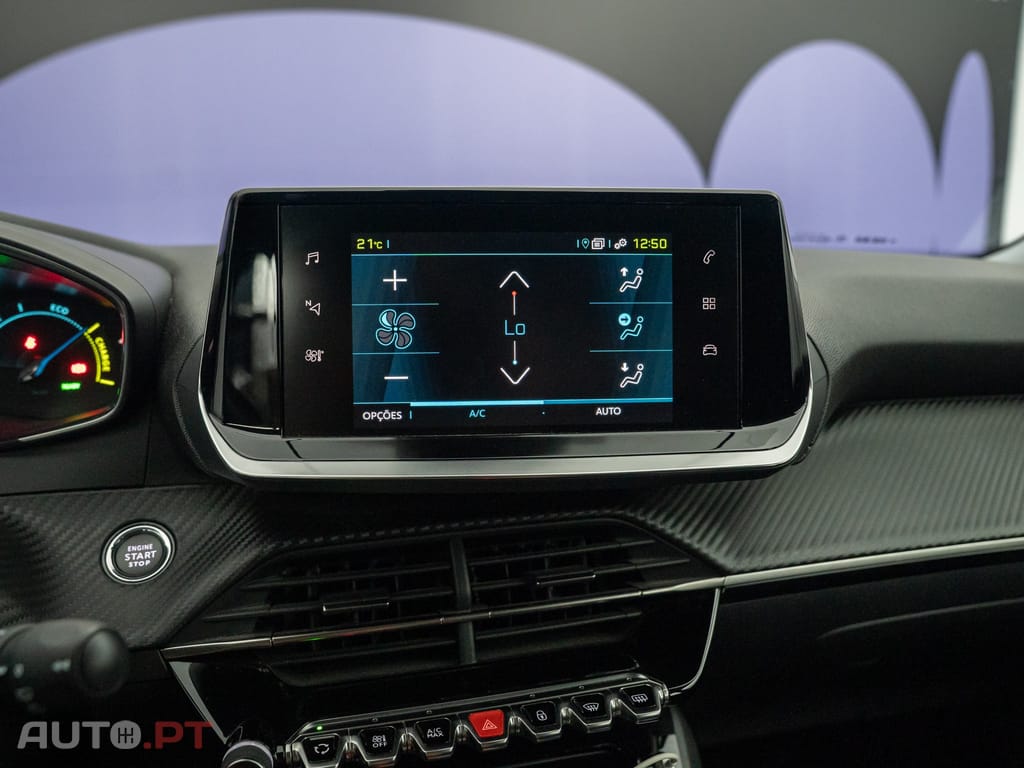 Peugeot E-2008 50 kWh Active Pack