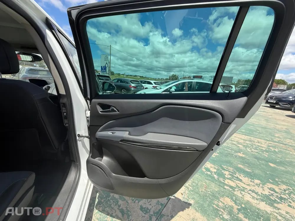 Opel Zafira 1.6 CDTi Cosmo