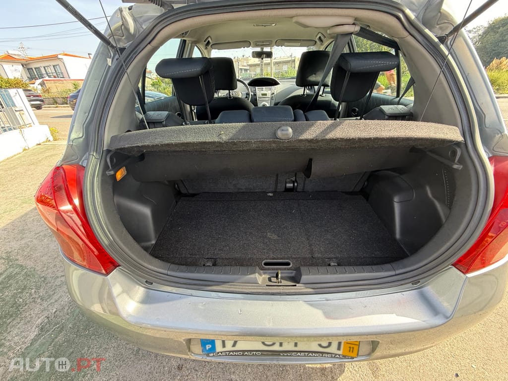 Toyota Yaris 1.0 VVT-i AC
