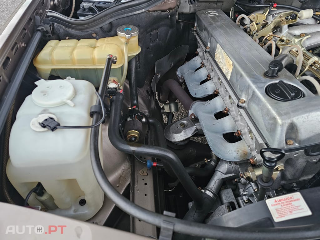 Mercedes-Benz 300 D